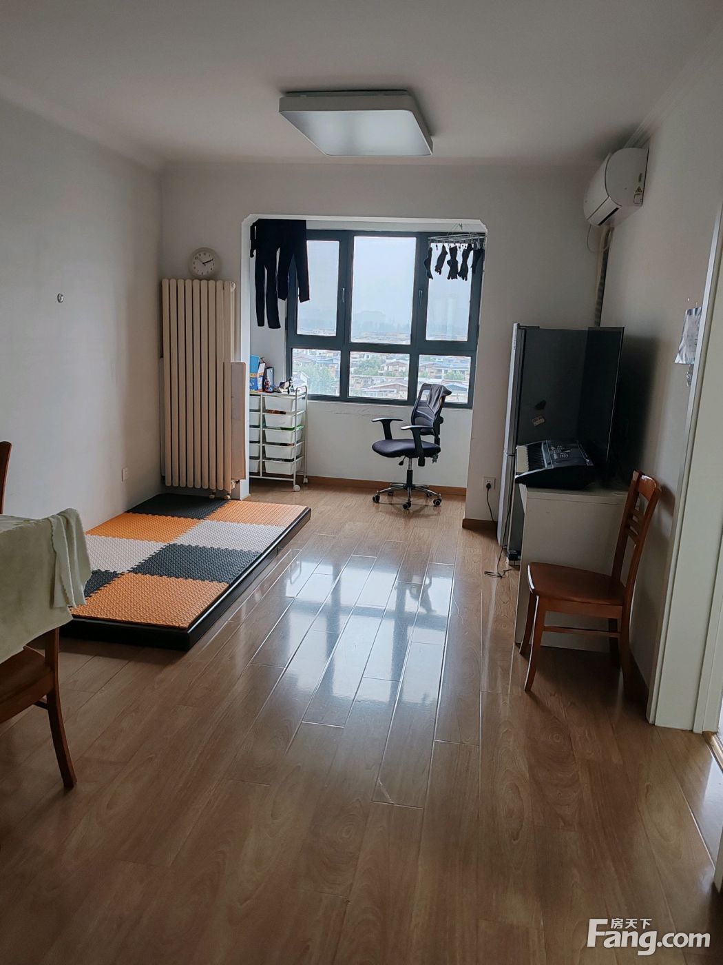 小区环境优美。交通方便.友谊医院,学校近距离