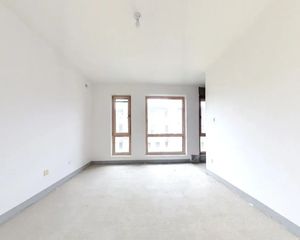 丰台 西五环 领秀翡翠山 6室3厅 环境美 进城快捷 配套全